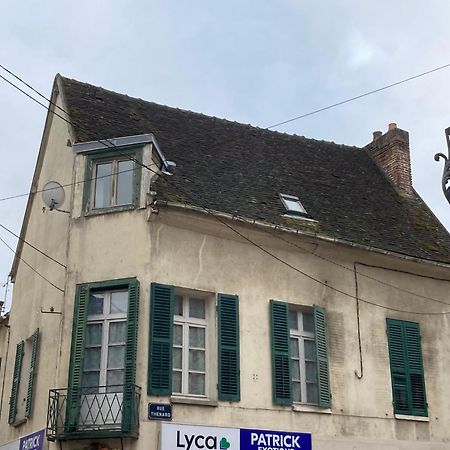 Joli Appart F2, Les 3 Croissants, Centre Ville ซ็องส์ ภายนอก รูปภาพ